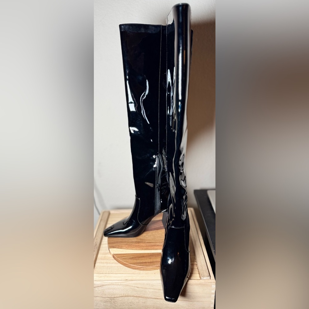 INC Orisa Over-The-Knee Boots – Women’s Size 6. RETAIL $180.00